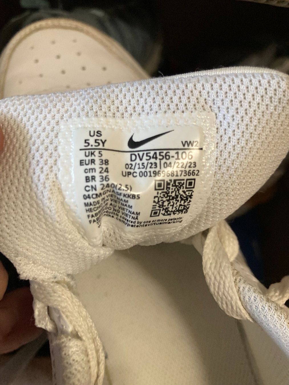 Nike Scarpe da uomo: Hallenturnschuhe Nike weiss, Grösse 38 – Usato da Schötz venduto da Jekyll666 5