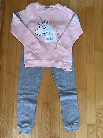 Einhorn Pullover und Trainerhose
