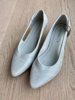 Ballerinas mit spitz zulaufender Schuhspitze Grösse 39