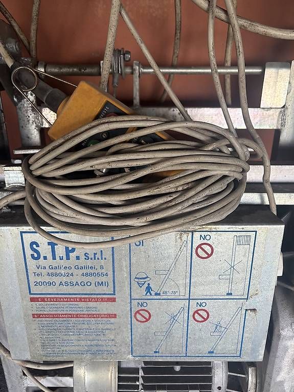 Treppen: SCALA DA CANTIERE ELEVATRICE – Gebraucht aus Brissago von inf_xwp8 1