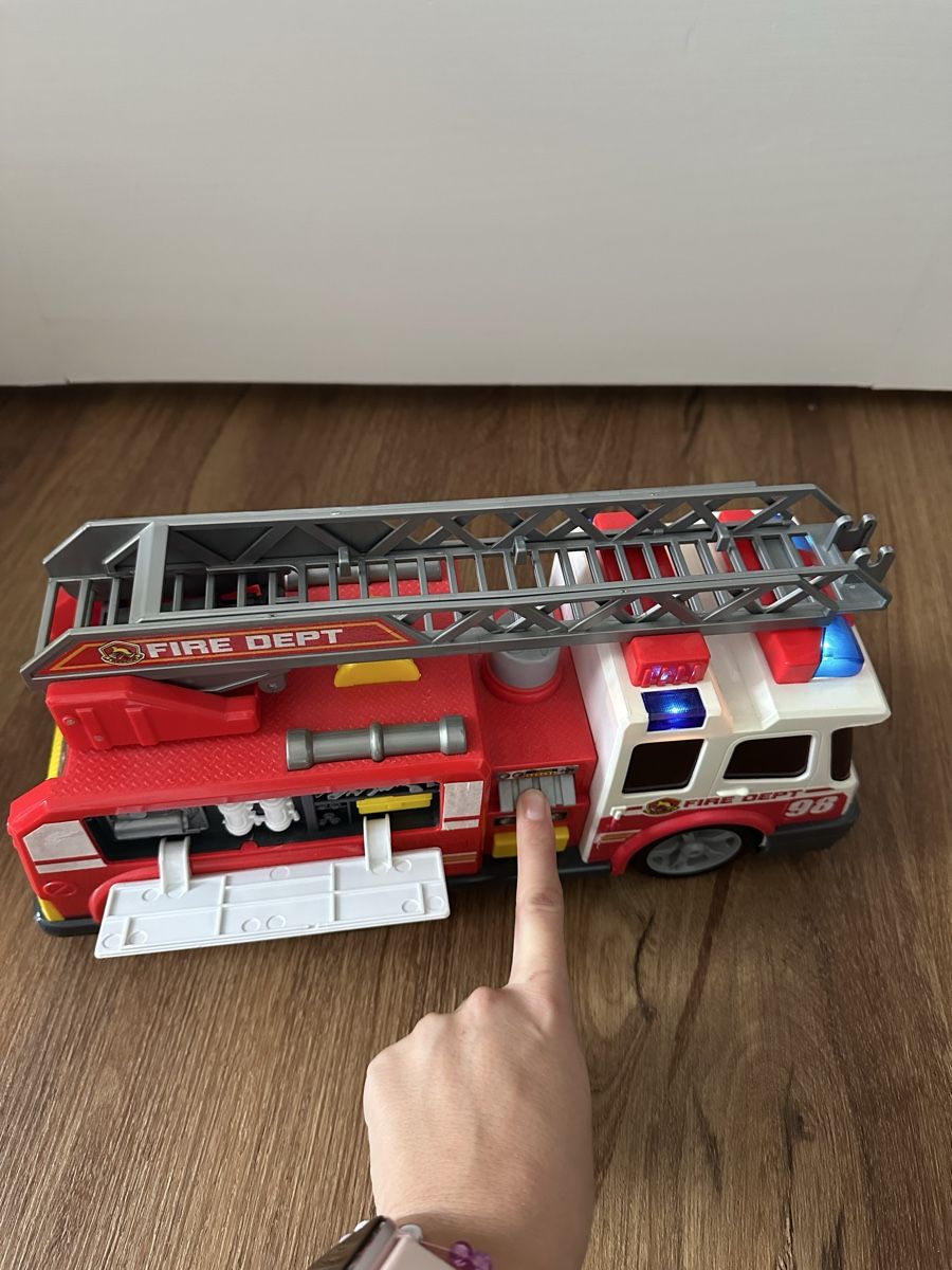 Giocattoli: Dickie Feuerwehrauto 36 cm – Usato da Au SG venduto da DM-Fashion 2