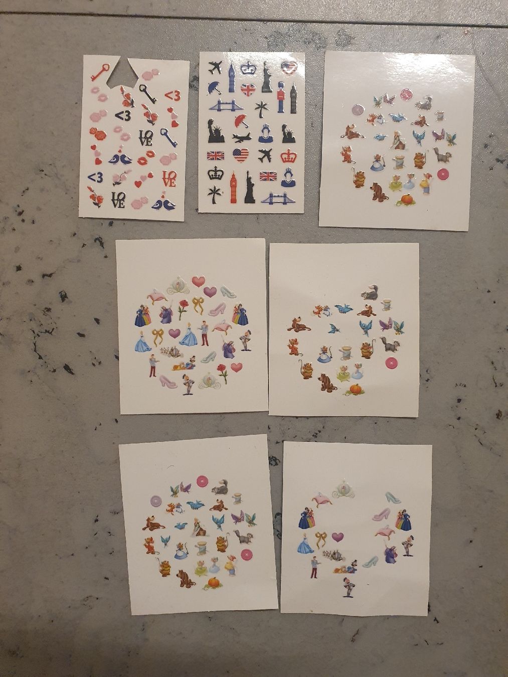 Unghie finte: Nägel Sticker/Tattoo – Usato da Moosseedorf venduto da Sonnenschein..
