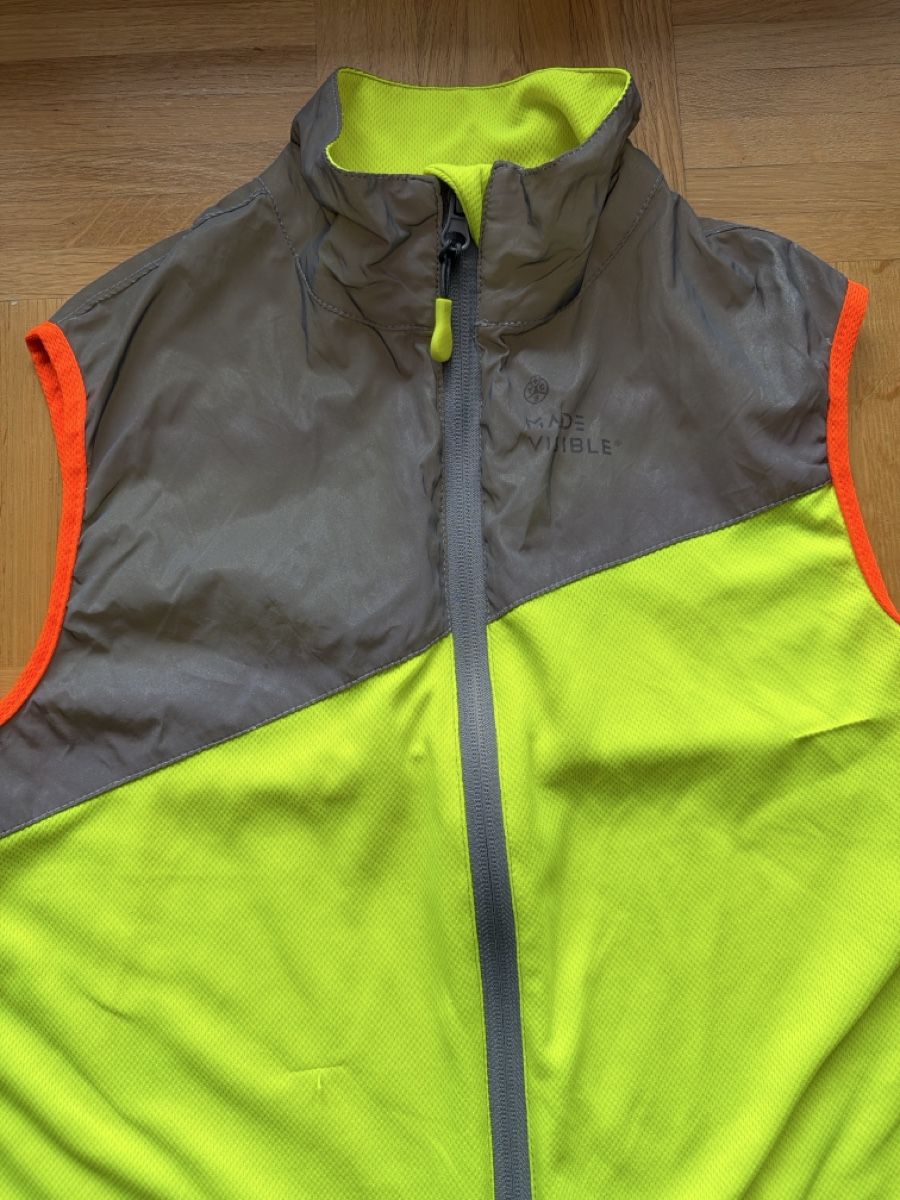 Gilet & Giacche: Reflex Weste Made Visible, neuwertig, Gr. 116-134 – Usato da Kilchberg ZH venduto da Von_dutch 1