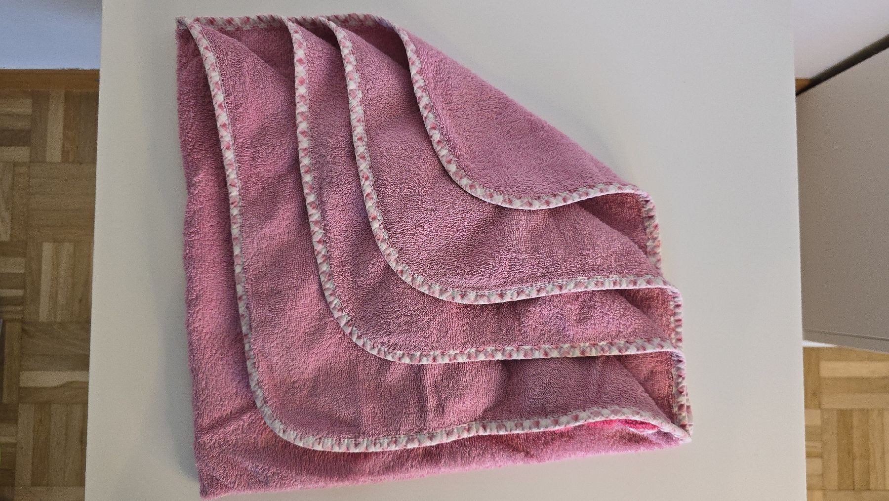 Teli da bagno: Babyhandtuch 70 x 70cm – Usato da Buchberg venduto da MaddieF 1