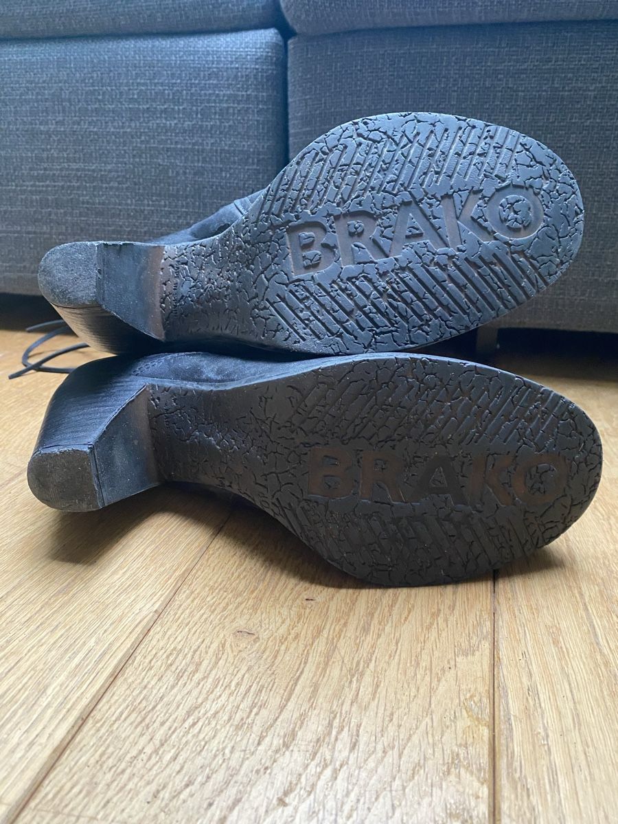 Scarpe da donna: Bottines Brako p. 40 – Usato da Broc venduto da ffribourg 2