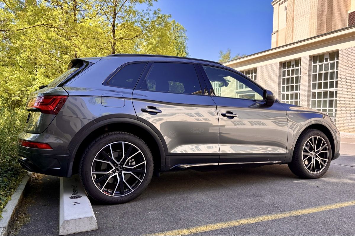 Audi Automobili: Neuwertiger Audi Q5 – Usato da Kloten venduto da acar97 3