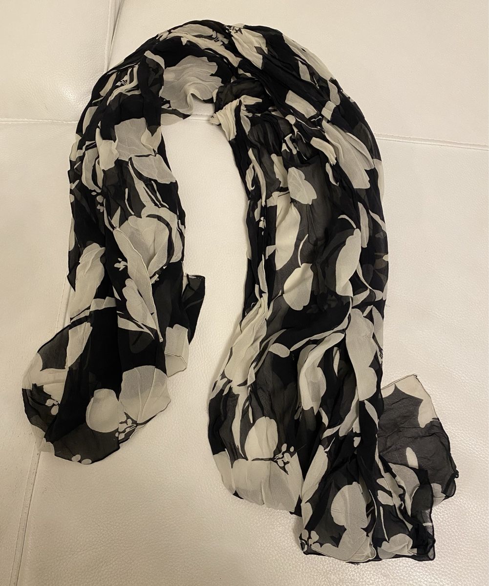Foulard & Sciarpe: Seiden Schal 🌸 – Usato da Opfikon venduto da Luis144 2