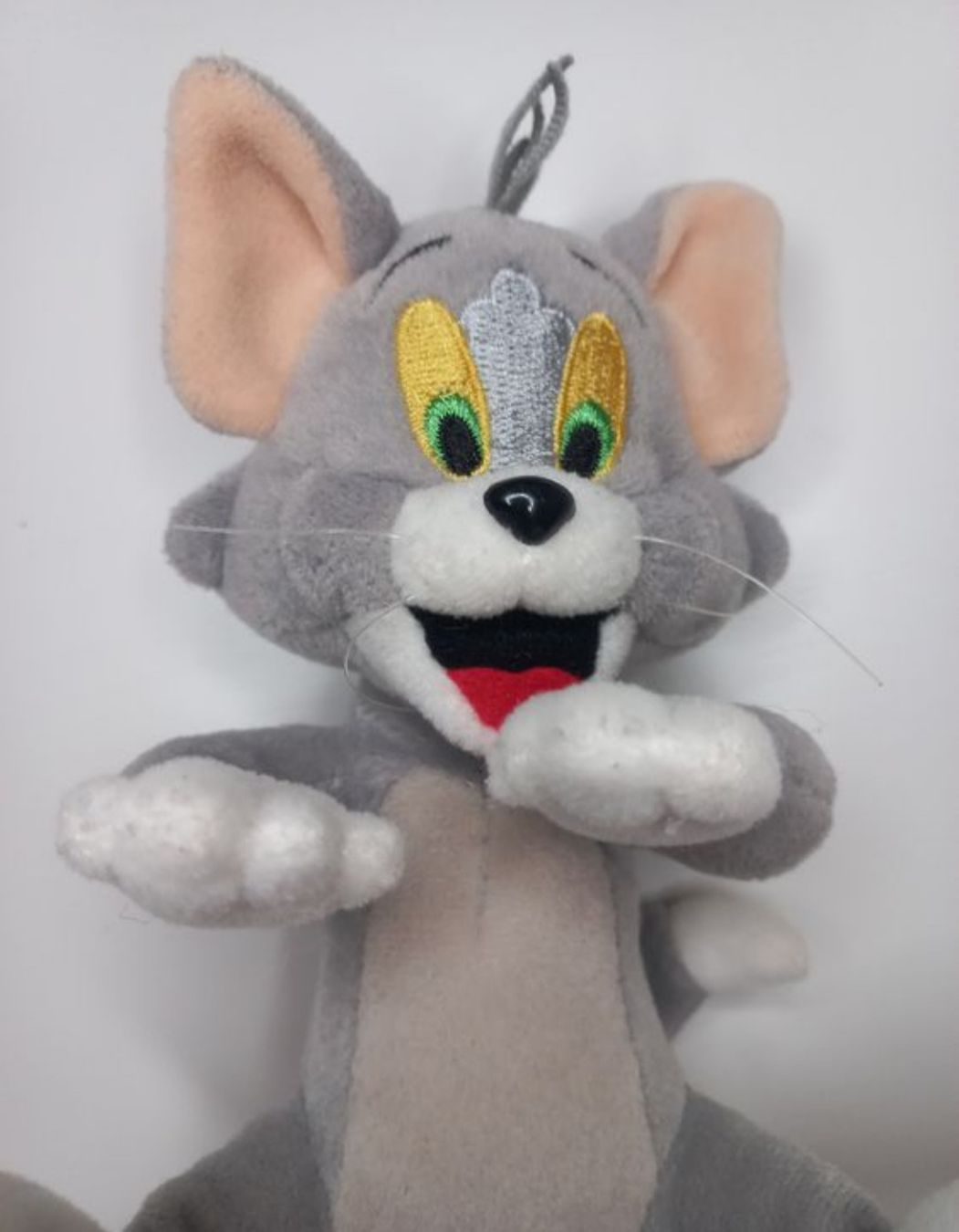 Disney Giocattoli: Tom & Jerry - Tom Plüschtier – Usato da Wangen b. Olten venduto da SecondStory4u 1