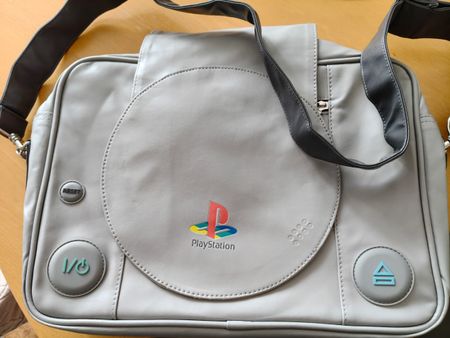 PlayStation 1 Schultertasche - Retro Design 