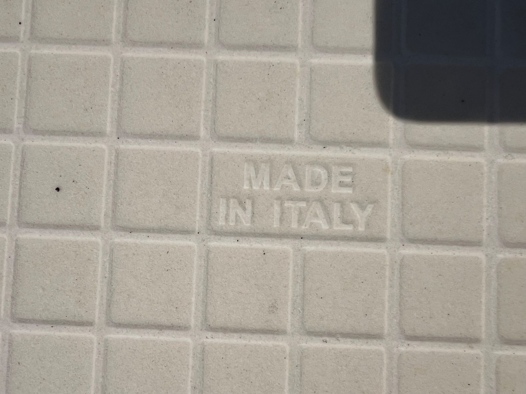 Rivestimenti per pavimenti: Mirage Feinsteinzeug Terrassenplatten 60x60x1.8 cm – Usato da Wettingen venduto da riffrack 5