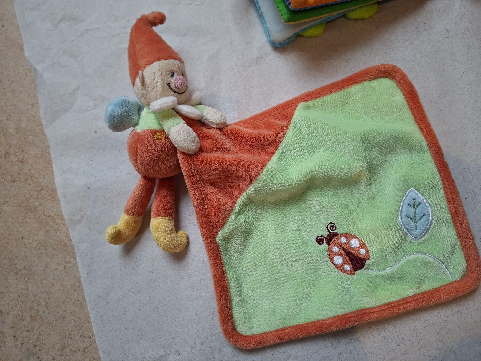 Spielzeuge: Babyspielzeug-Set, Holz, Stoff, Greifling, Stoffbuch – Gebraucht aus Klingnau von vollmond36 2