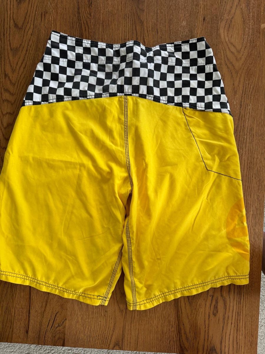 Pantaloni: Badehose Santa Cruz M – Usato da Küssnacht am Rigi venduto da Ebikoner 1