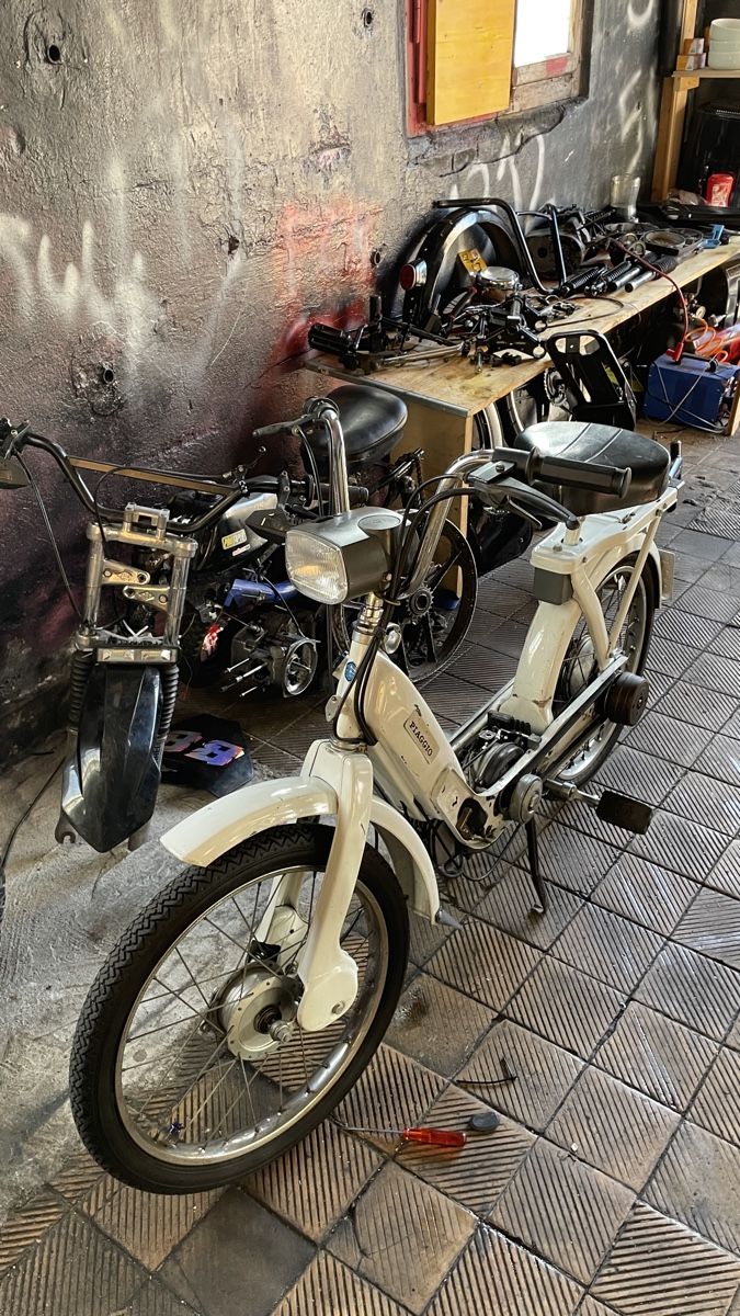 Piaggio Ciclomotori: Piaggio Ciao Vario, Mit Ausweis – Usato da Rotkreuz venduto da Chochi 4