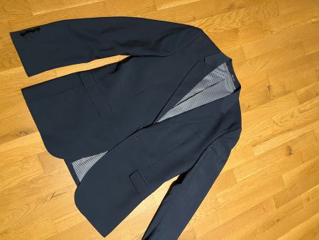Dunkelblauer Blazer H&M skinny fit