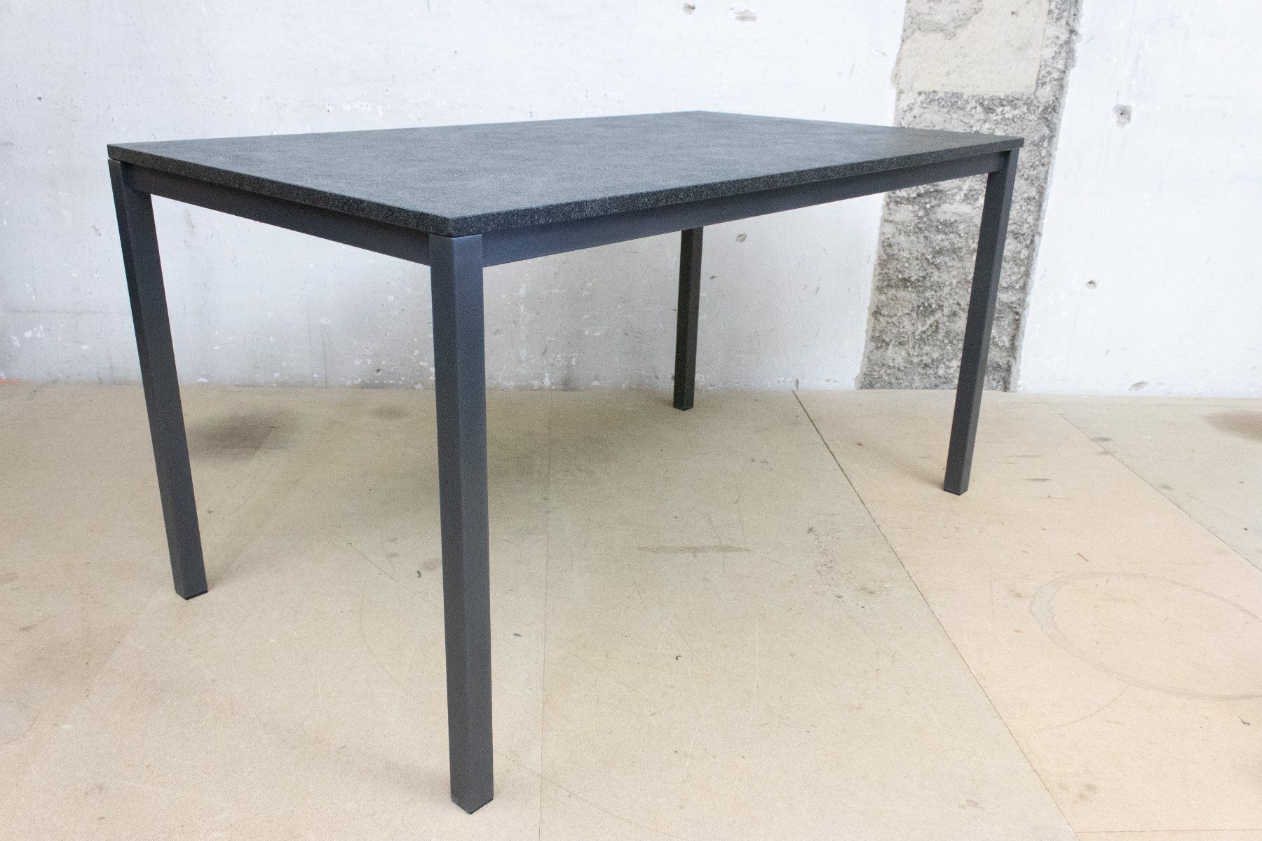 Tavoli: Edler Granittisch / Gartentisch 140 x 80 cm – Nuovo (secondo la descrizione) da Zürich venduto da ZuercherBrockenhaus 4
