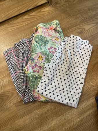 3 Kinderhosen Set diverse Marken Grösse 98/104