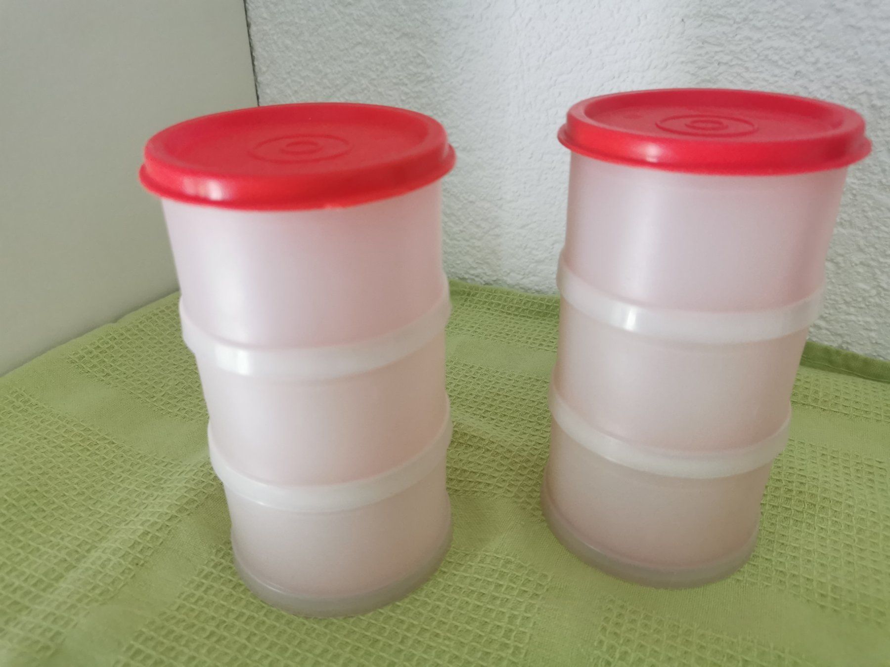 Tupperware Behälter & Ähnliches: Tour magique Tupperware – Gebraucht aus Peyres-Possens von vevette65 4