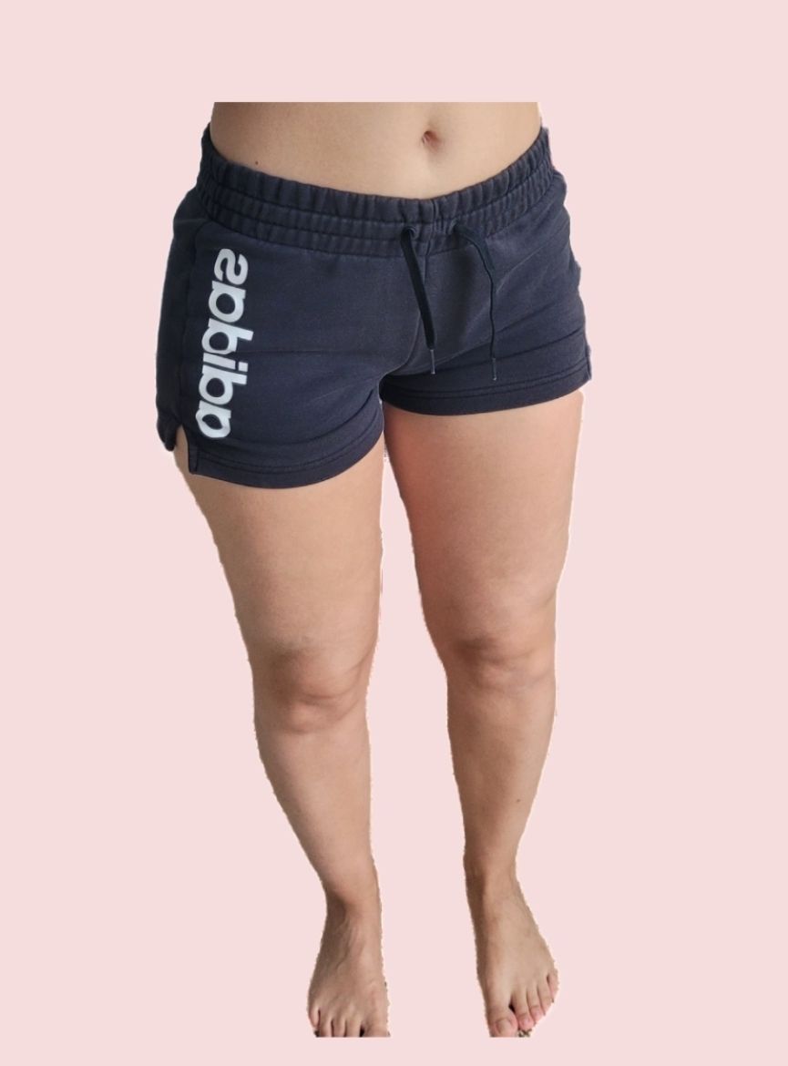 Adidas Hosen: ADIDAS Shorts noir taille XS  – Neu (gemäss Beschreibung) aus Genève von Tanaa_12