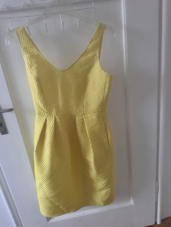 Gelbes Sommerkleid von Armani Gr. 38 – perfekt für sonnige T