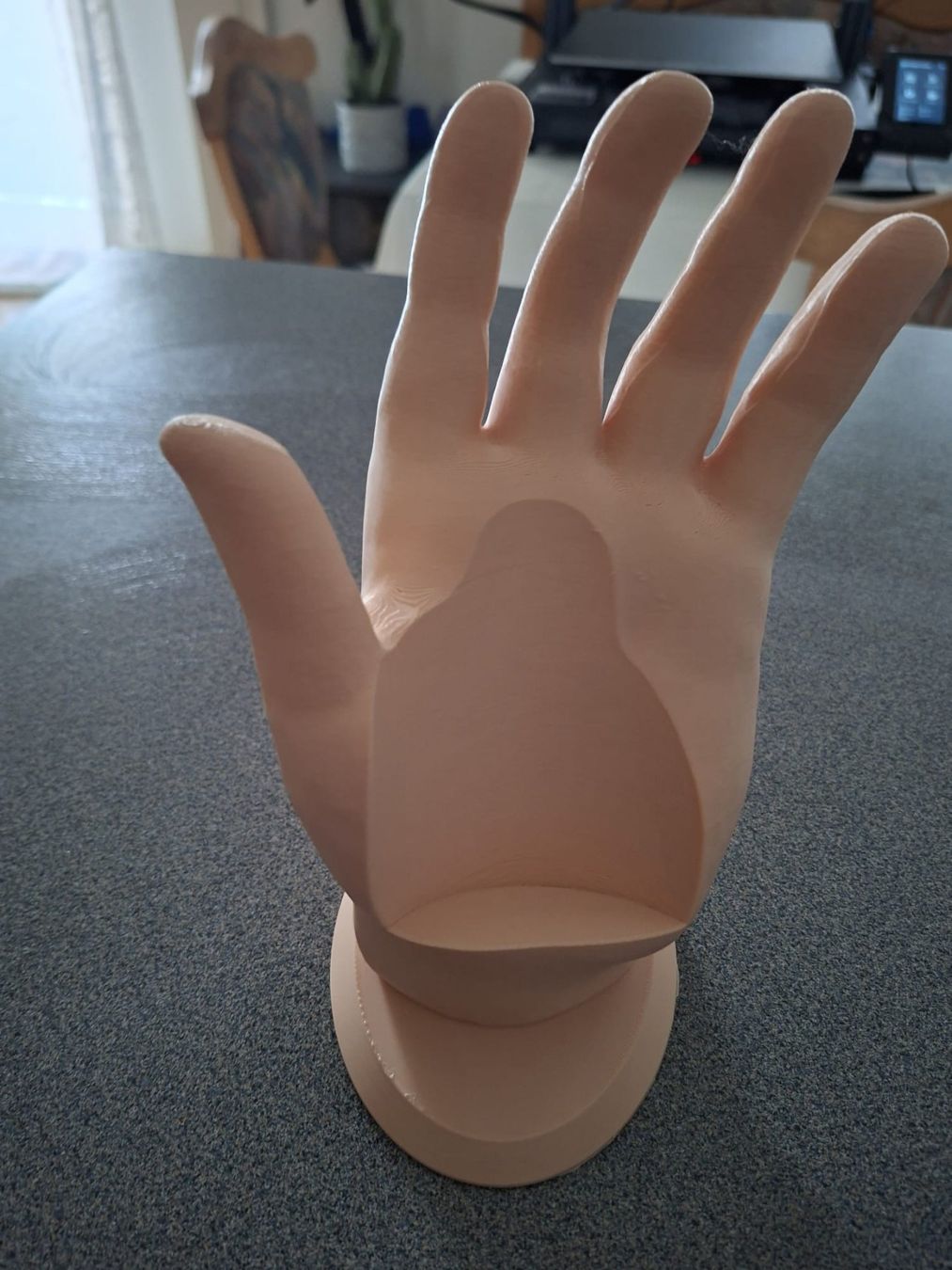 Weingestelle & -ständer: Flaschenhalter- Stand -Handform – Neu (gemäss Beschreibung) aus Luzern von Road02