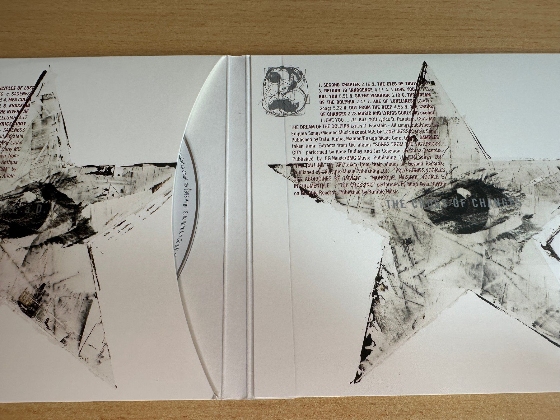 CD: K9 Enigma – Trilogy - 3 CD – Usato da Rikon im Tösstal venduto da Alpenmutz 2