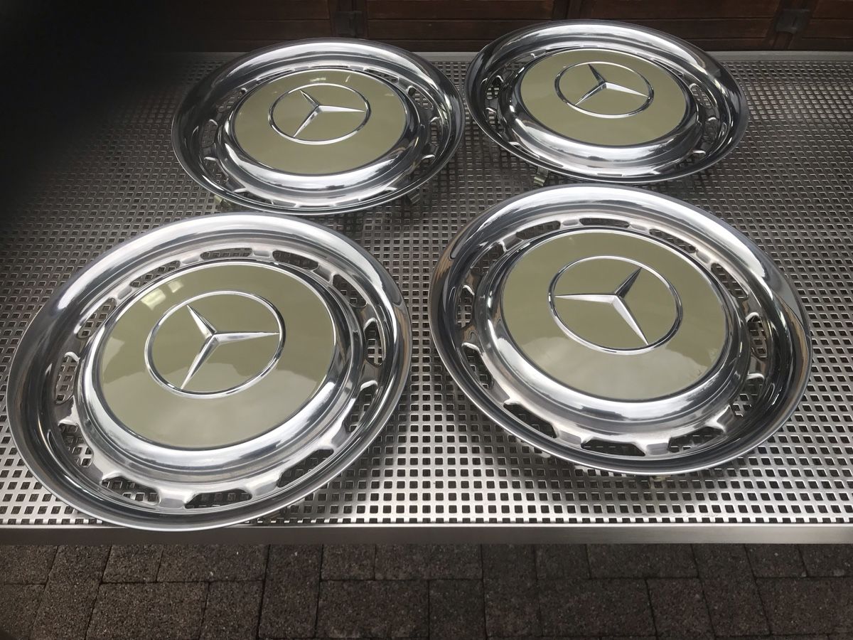 Mercedes-Benz Sonstiges Fahrzeugzubehör: Vintage Mercedes Oldtimer Radkappen – Gebraucht aus Untersiggenthal von