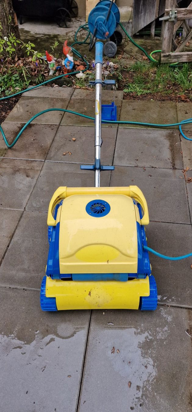 Accessori per Piscine: Poolroboter der Marke Bravo – Usato da Blumenstein venduto da Daenu_1981