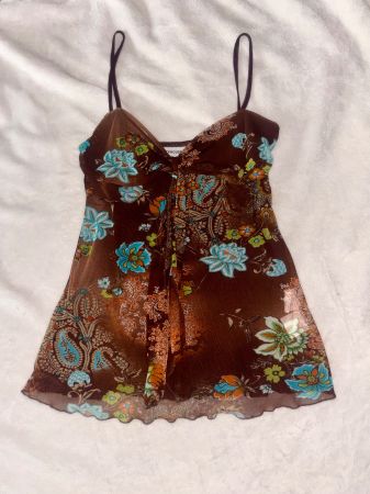 Women’s brown top floral print