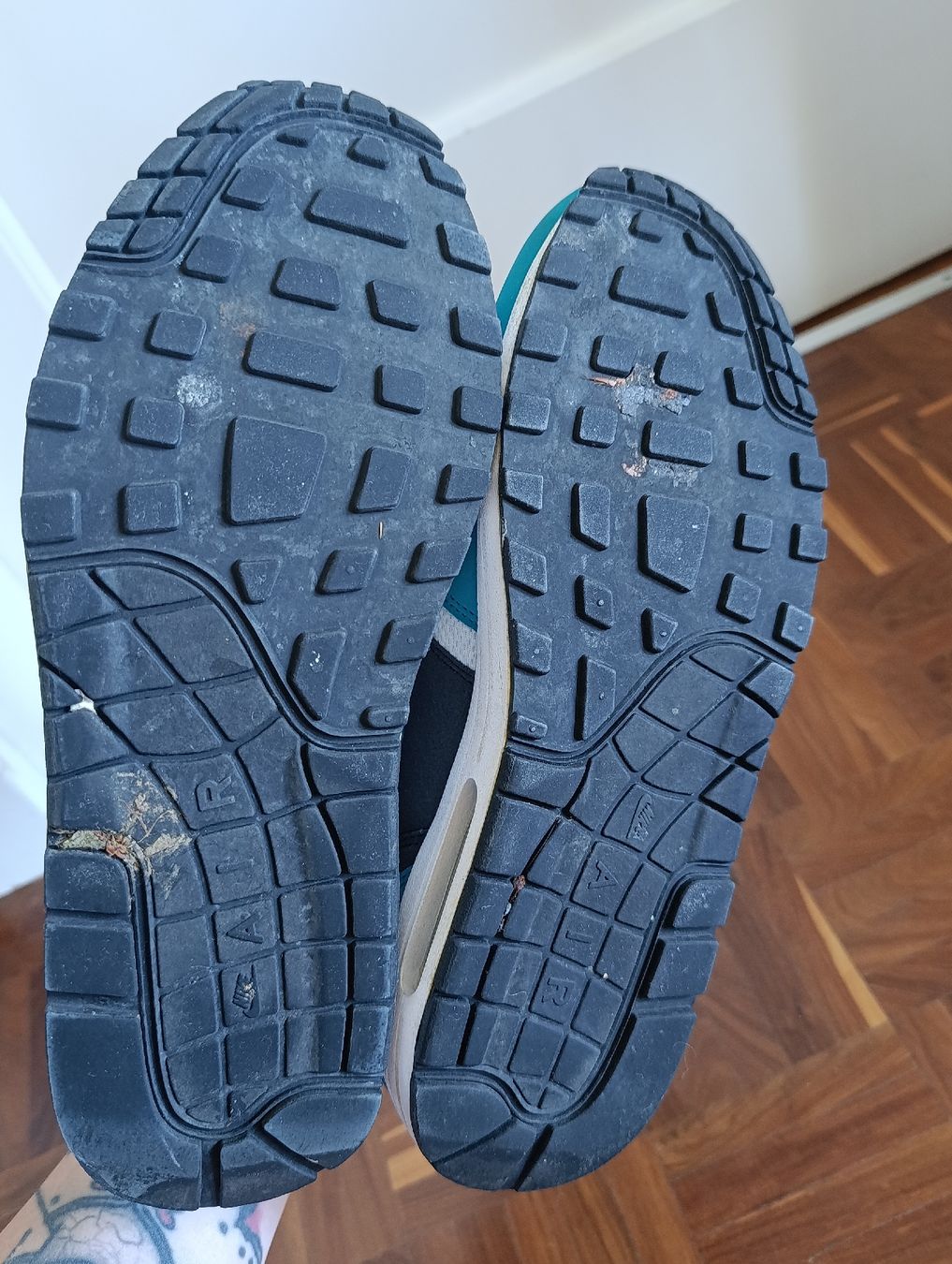 Nike Herrenschuhe: Nike Air Max 1 Gr. 43 – Gebraucht aus Baar von L.isa28 5