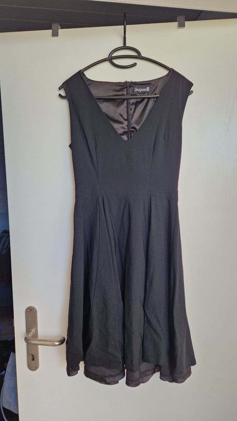 Vestiti: Schwarzes Kleid Gr. S – Usato da Kleingurmels venduto da anj_ywm5