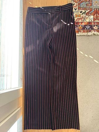 Maje Hose Gr. 36 ? navy/blau mit rot-weissen Nadelstreifen