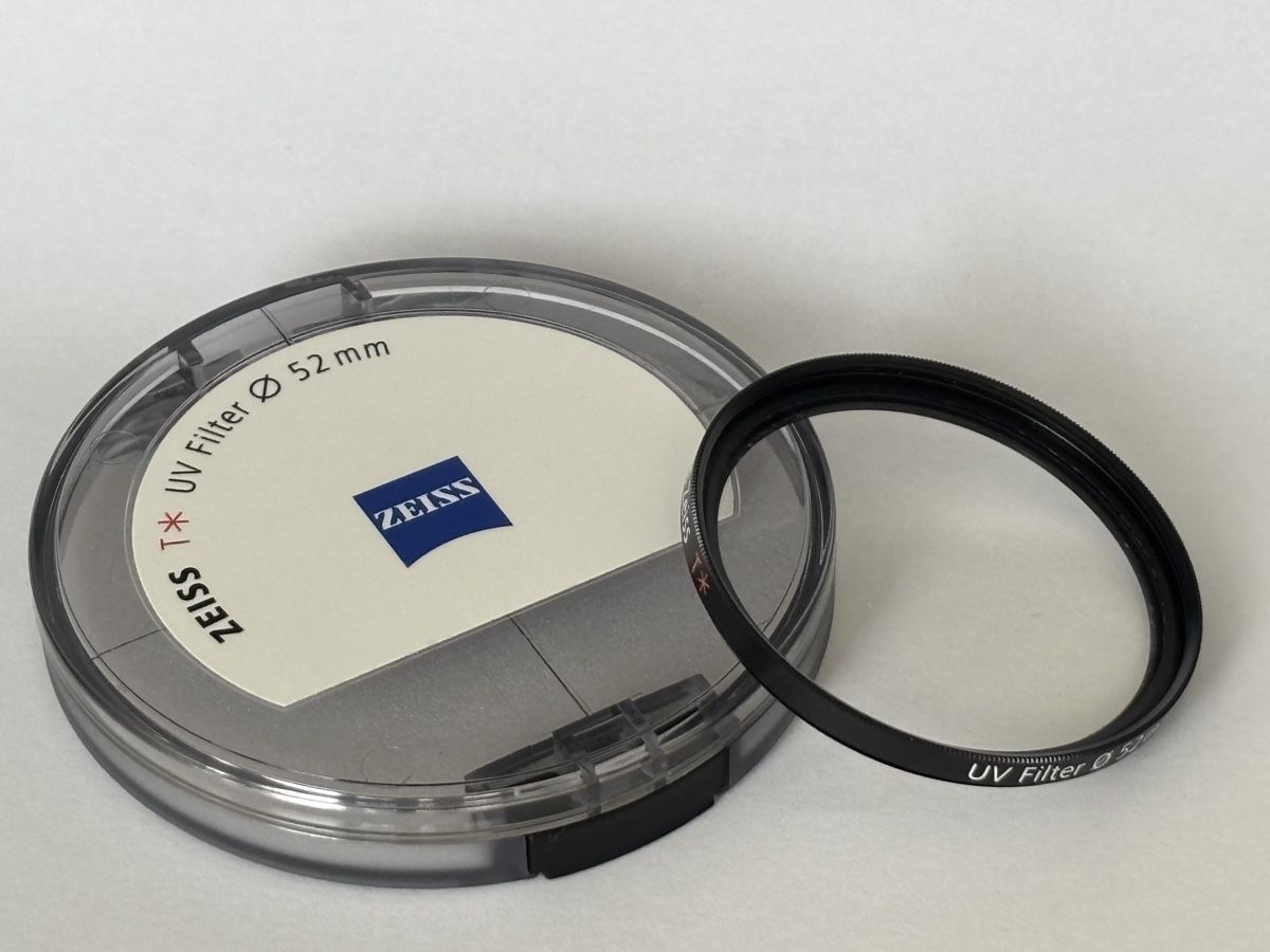 Filtri: Zeiss UV Filter 52mm – Nuovo (secondo la descrizione) da Zürich venduto da Mantei