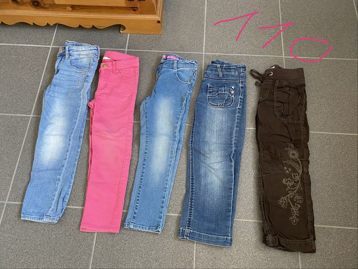 Kleiderpakete & -sets: 5 Mädchenhosen, 110 – Gebraucht aus Summaprada von hirschuh506