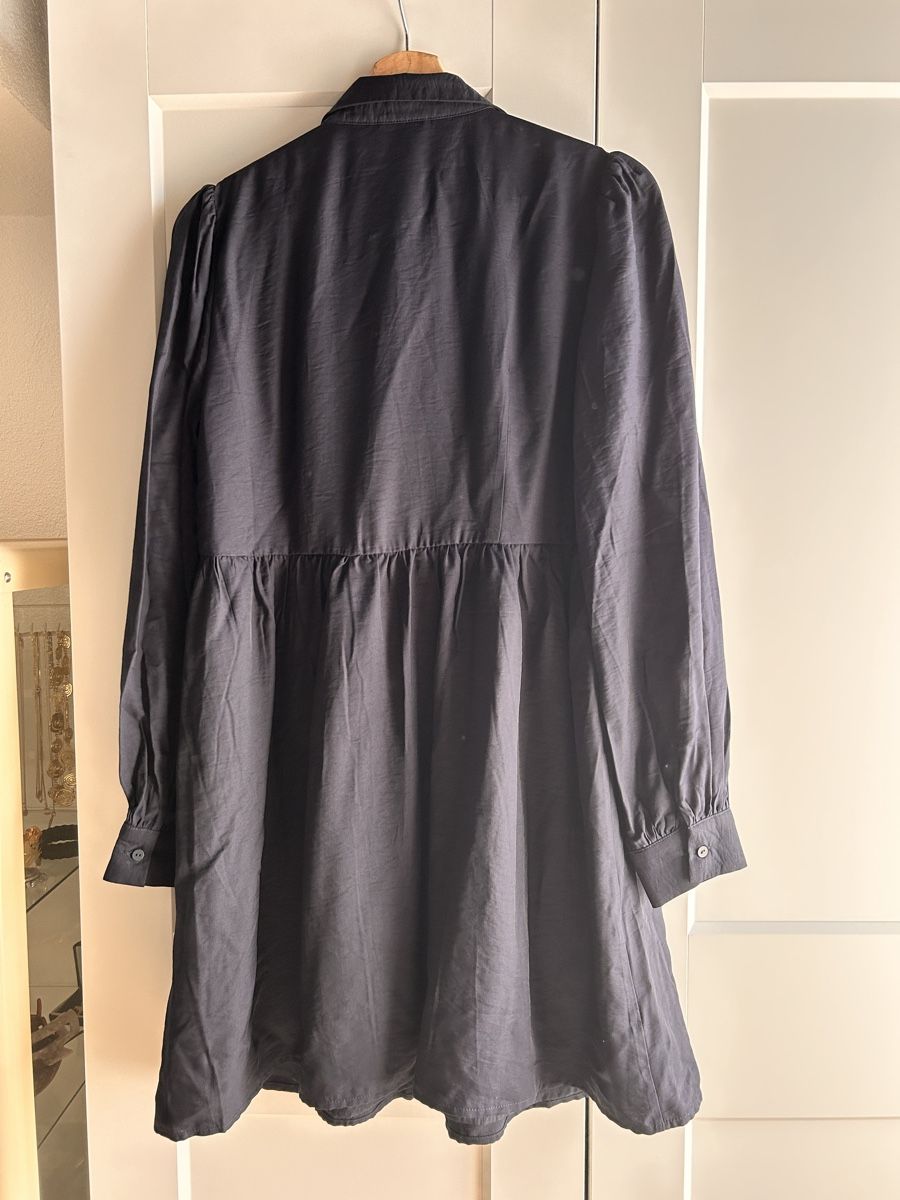Vero Moda Kleider: Dunkelblaues Hemdblusenkleid Gr. M – Neu (gemäss Beschreibung) aus Schaffhausen von Lisalisa00 2