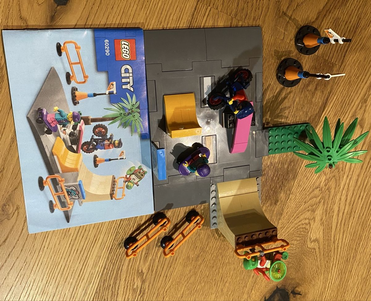 Lego Jeux de construction: Lego City 60290 – D'occasion à Felben-Wellhausen par MiRoFaSi 2