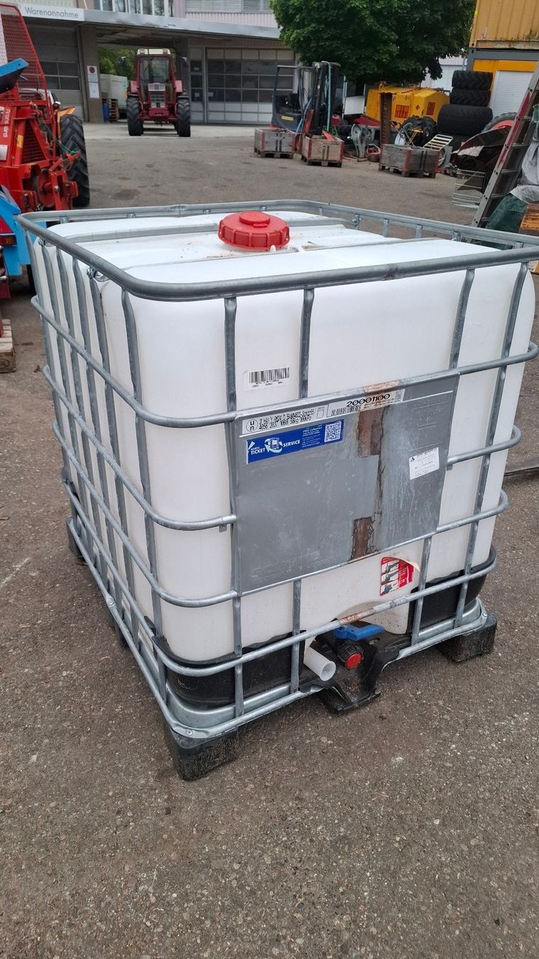 Abbeveratoi e trogoli: Wassertank 1000l – Usato da Lütisburg venduto da erle1 3