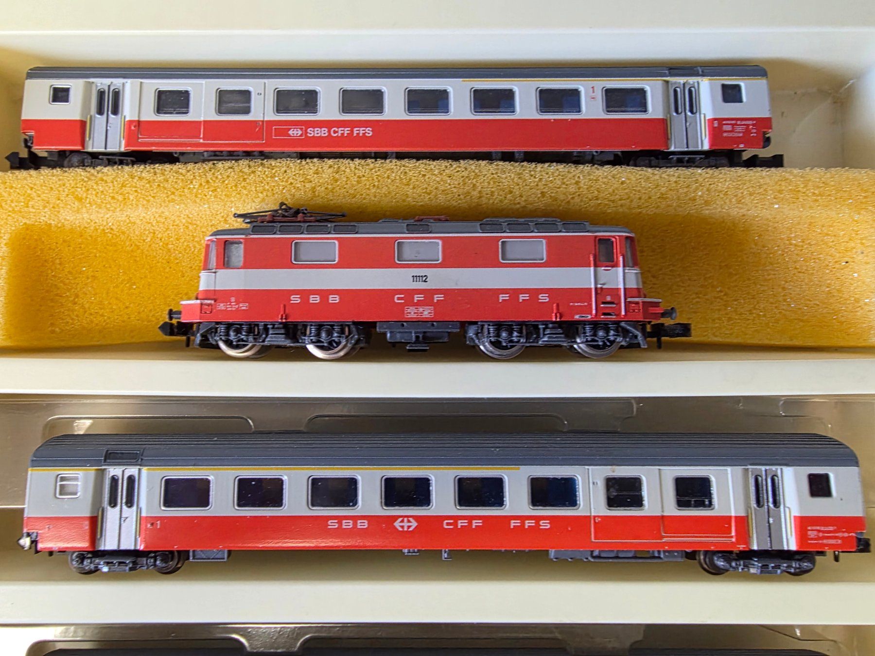 Trix Modelleisenbahnen: 7-teiliges SBB Swiss Express Set – Gebraucht aus Seuzach von Loeckeli01 1