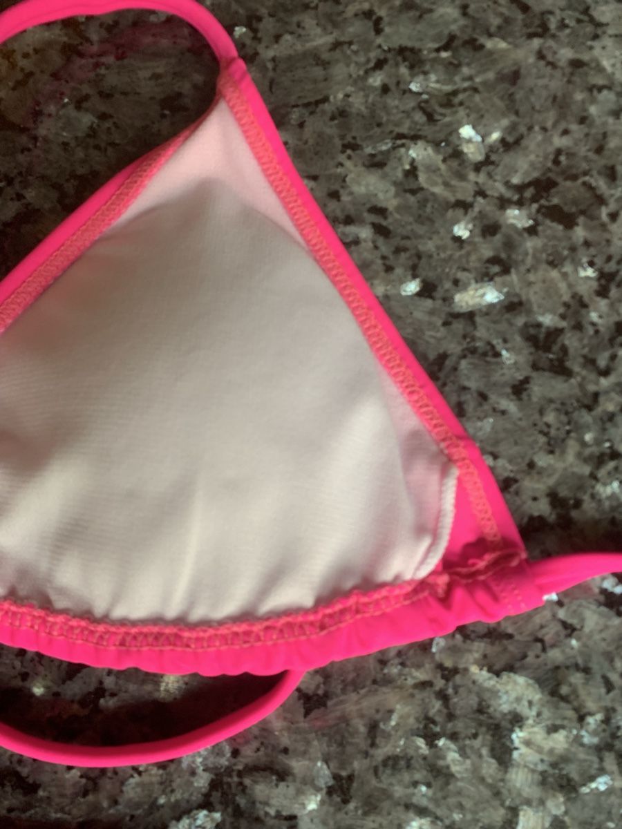 Costumi da bagno & Bikini: Haut de bikini rose vif, taille M – Nuovo (secondo la descrizione) da Vétroz venduto da oce_ctz 2