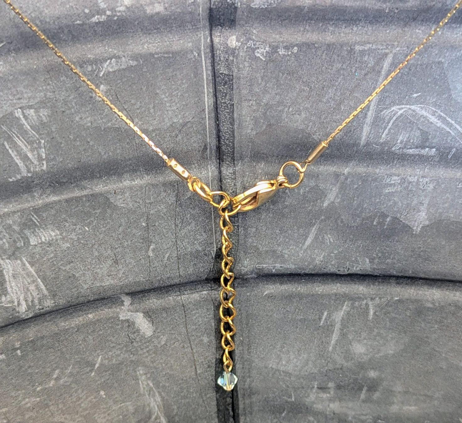 Catenine: Collier de fleurs blanches – Usato da Genève venduto da qxx_8css 2