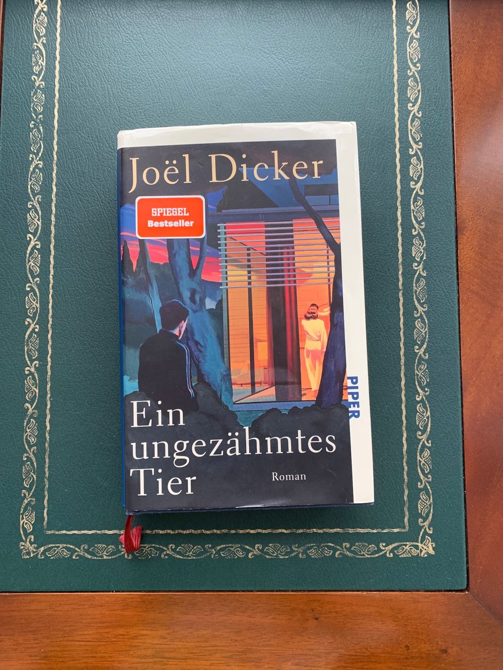 Bücher: Dicker - Krimi – Gebraucht aus Horgen von mag_scv9