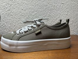 s.Oliver Damen-Sneakers, Gr. 37, khaki neu