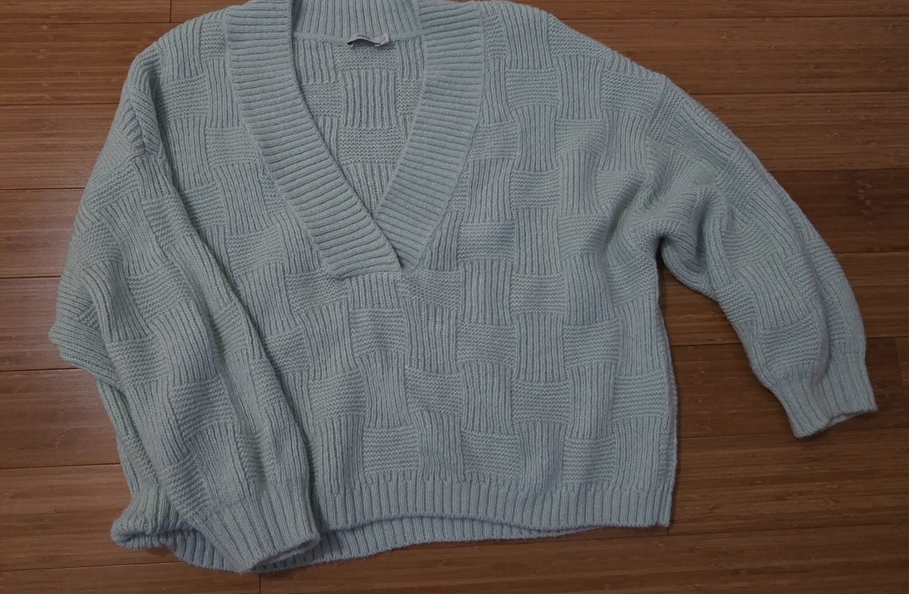 Closed Pulls & Sweat-shirts: Damen Pullover mintgrün V-Ausschnitt Closed – Neuf (Voir description) à Oberbipp par Missy2021 2