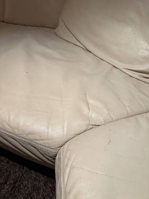 Sofas: Sofa – Gebraucht aus Eggersriet von Mowag65 1