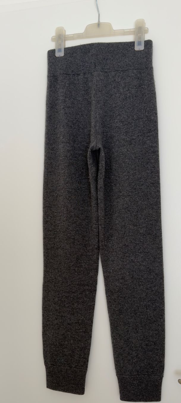 Pantaloni: Cashmere Collection - Pants – Usato da Zürich venduto da JessGar 1