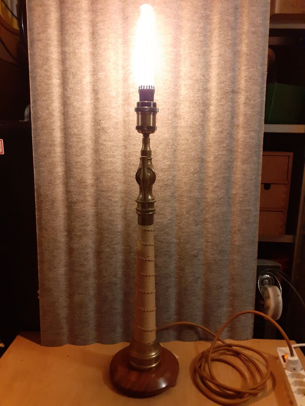 Lampade: Lampe Unikat – Usato da Zürich venduto da Crocuda 2