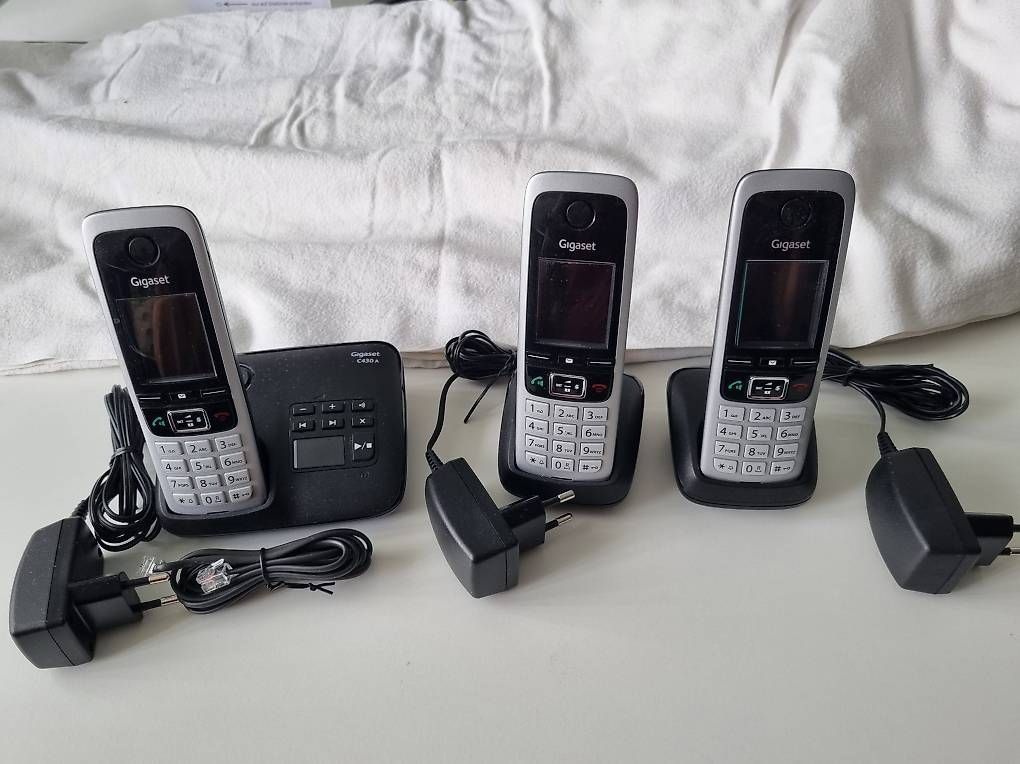 Telefoni: Gigaset C430A Schnurlostelefon Set 3 Handteile mit Basis – Usato da Trachslau venduto da khu_fgh9