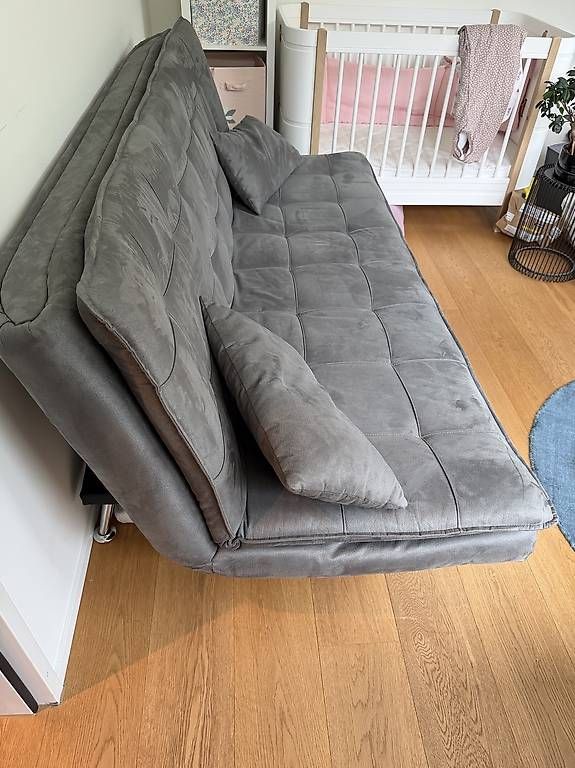 Sofas: Schlafsofa - guter Zustand – D'occasion à Küsnacht ZH par jjaeger89 1