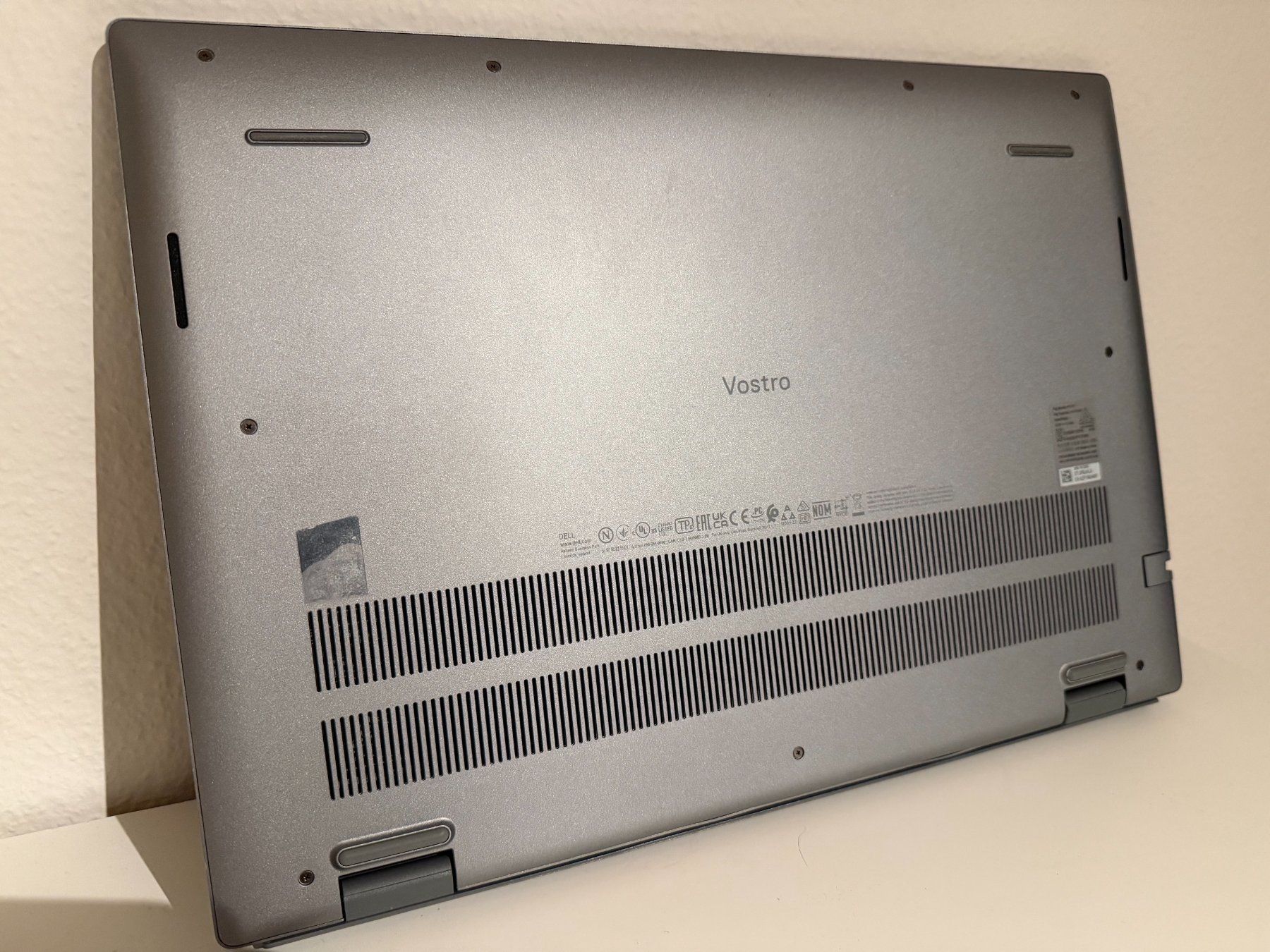 Dell Notebook: Dell Vostro 5620 (notebook 16'') – Usato da Greifensee venduto da tia_t2gz 4