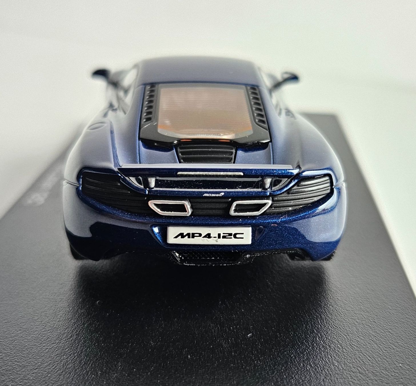 Autoart Modellautos: 1/43 McLaren 12C AutoArt – Neu und originalverpackt aus Goldach von P.X.A. 5