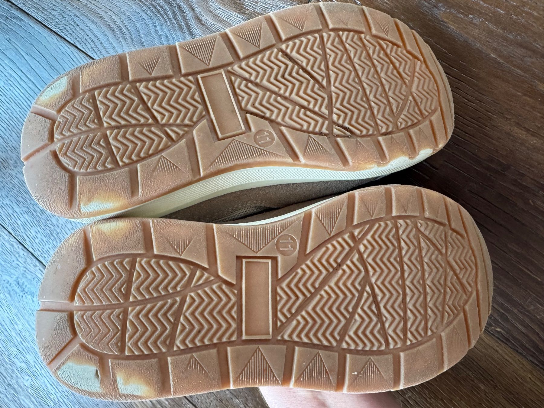 Next Scarpe per ragazzi: Next Sneaker mit Klettverschluss Gr. 29 – Usato da Esslingen venduto da DrBootje 4